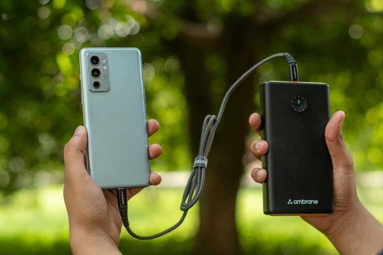 Best Power Banks for International Travel