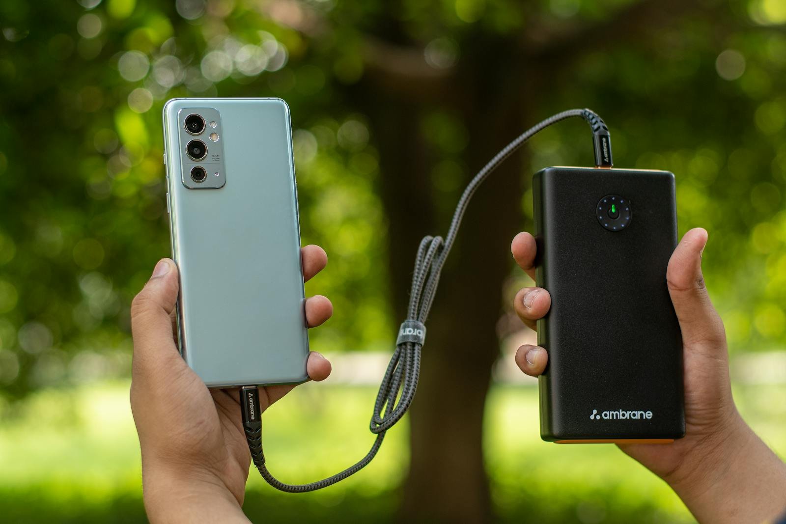 Best Power Banks for International Travel